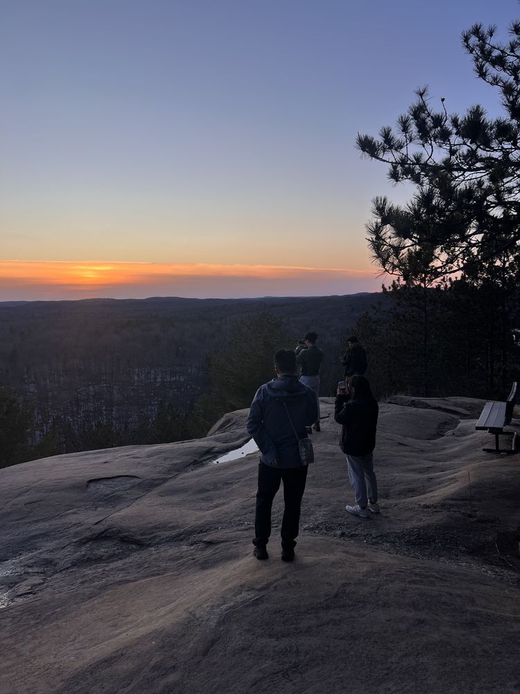 Algonquin, Ontario